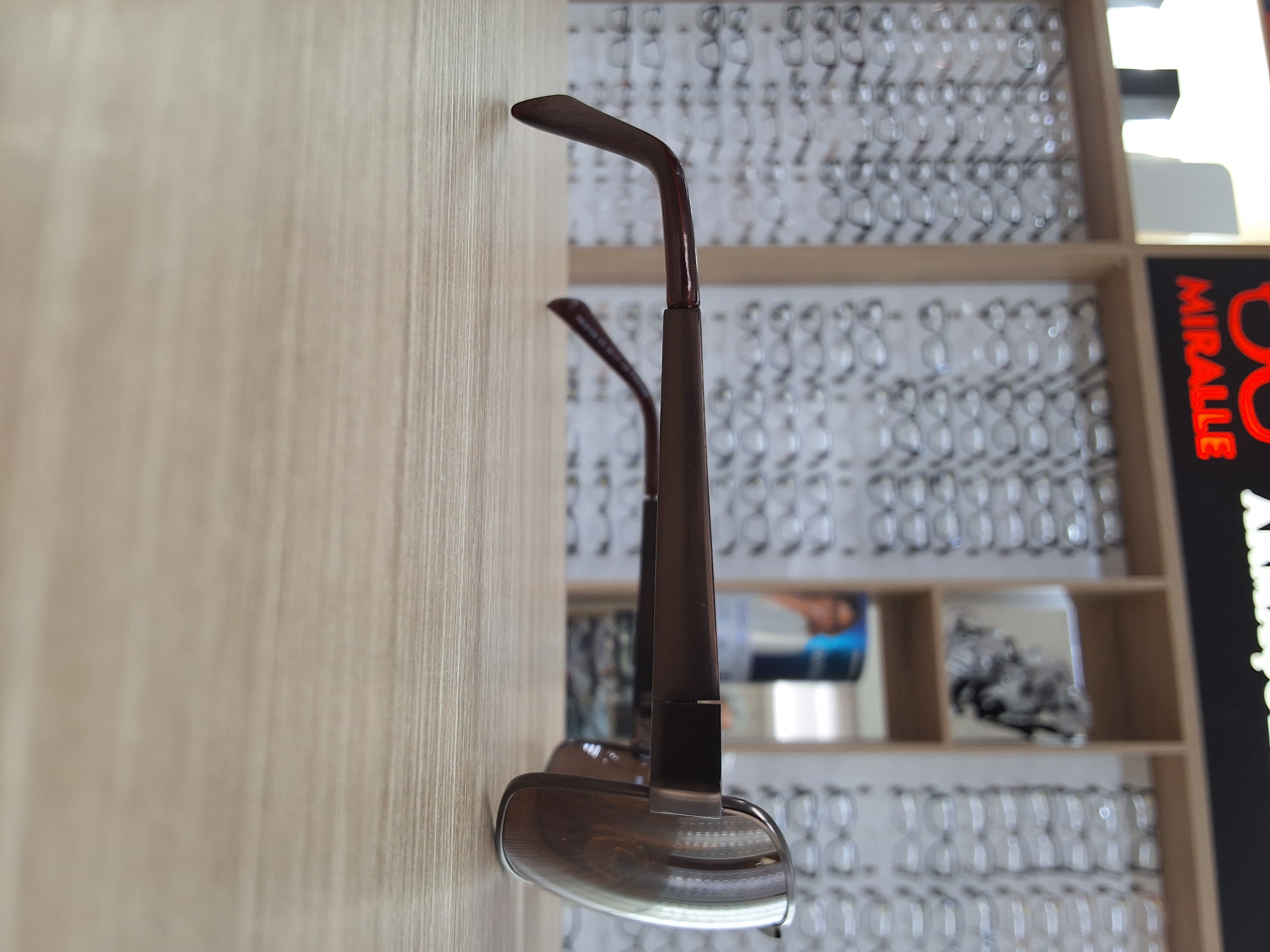 Óculos Solar Fiorenza Urban Brown Marrom Degradê UV400 — foto 2 — Óculos Atacado Optico