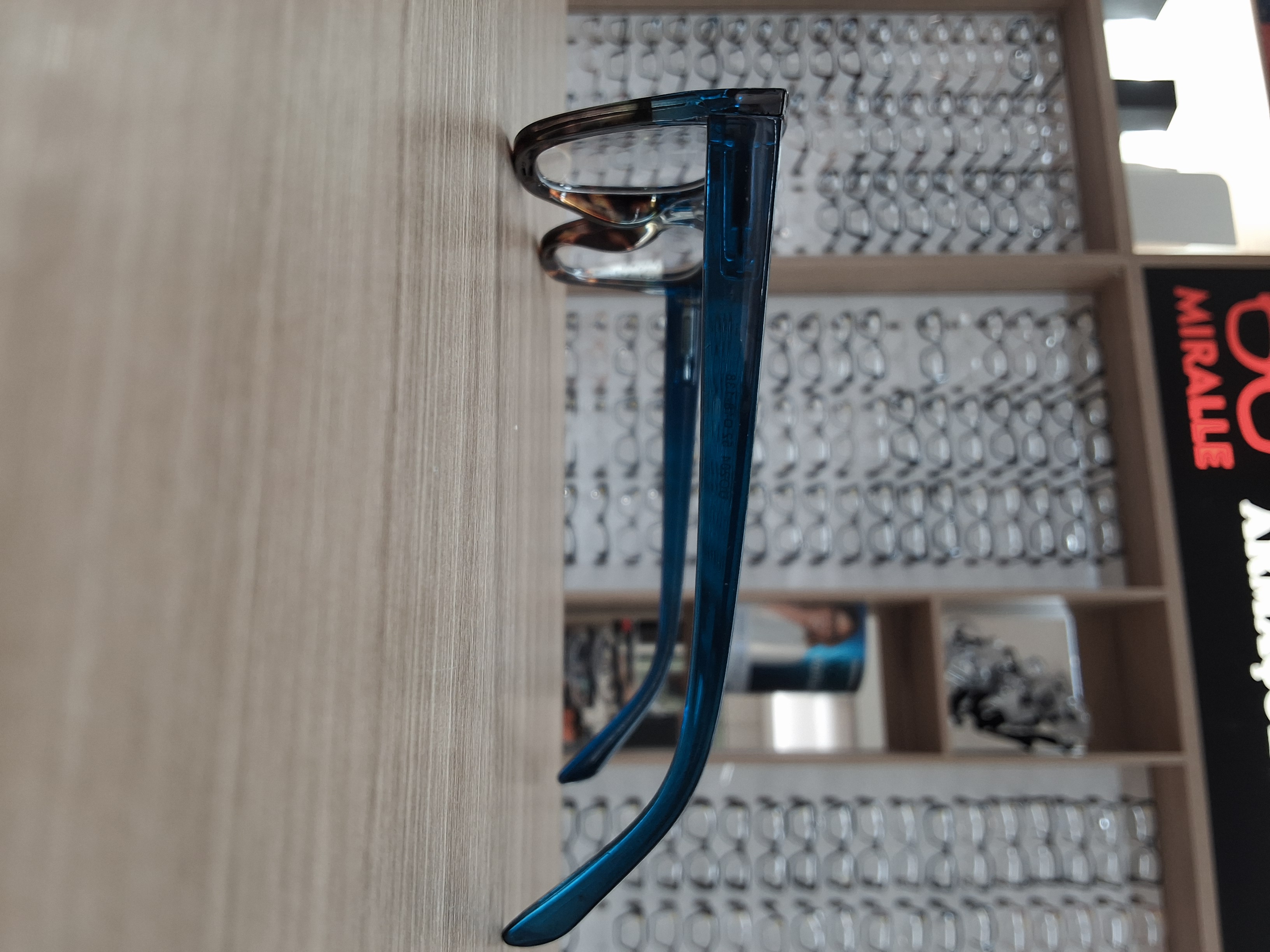 Armação Feminina Gatinho Acetato Azul Degradê Transparente — foto 2 — Óculos Atacado Optico