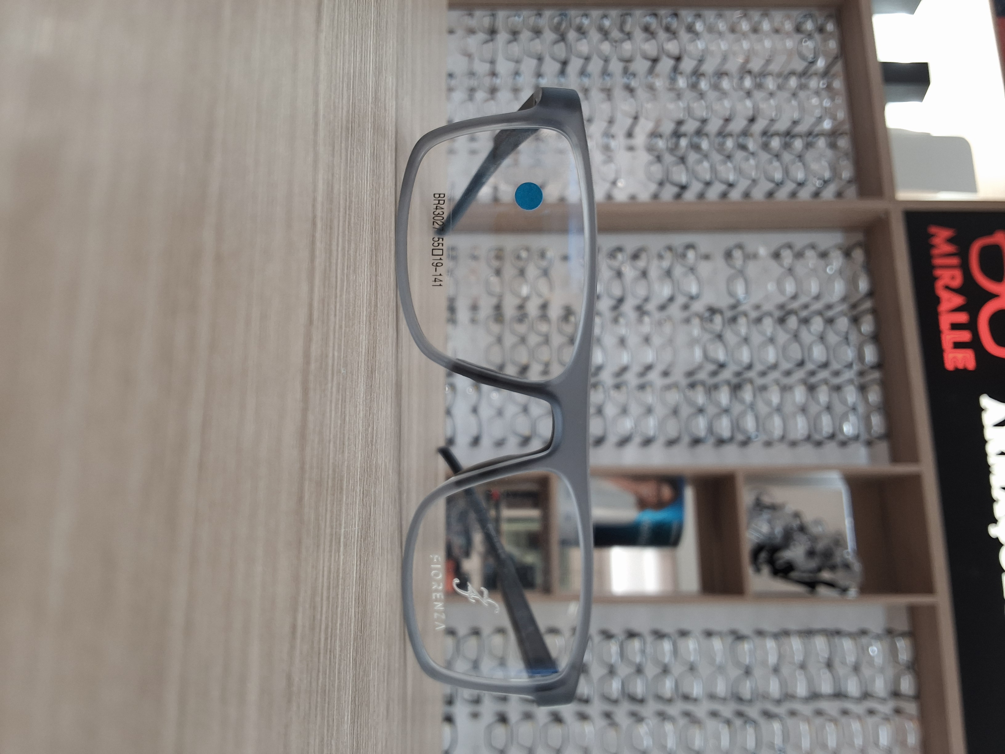 Armação Fiorenza Masculina Retangular Cristal Cinza — Óculos Atacado Optico