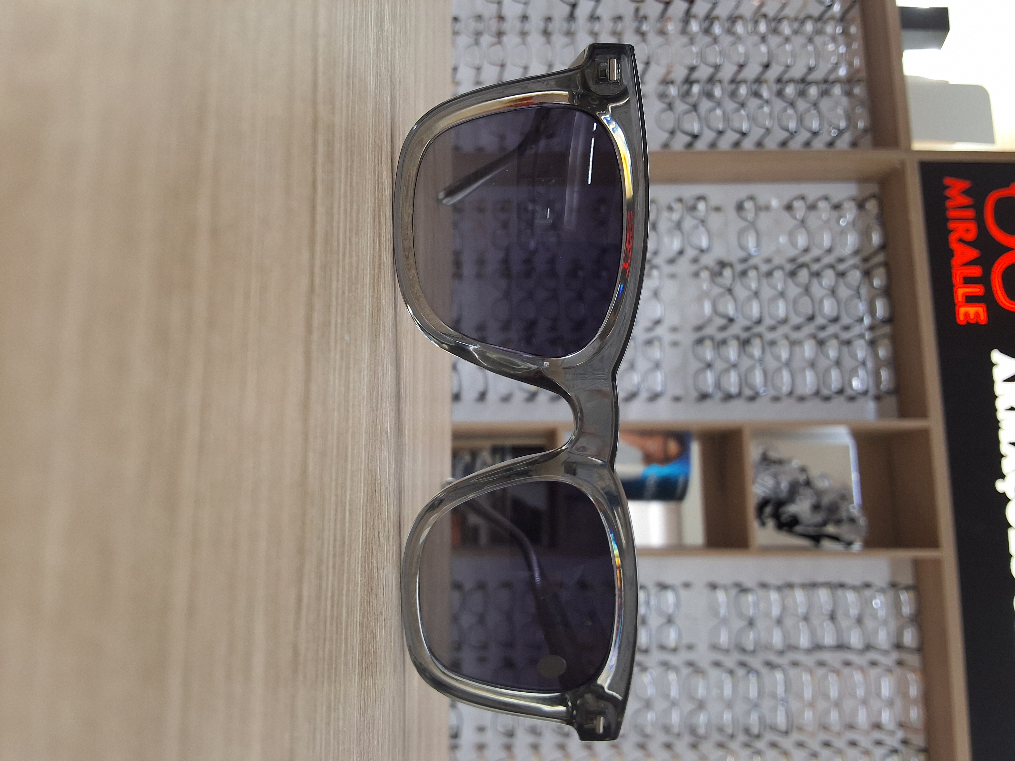 Óculos Solar Polarizado Unissex Cristal Fumê com Lentes Fumê e Proteção UV400 — Óculos Atacado Optico
