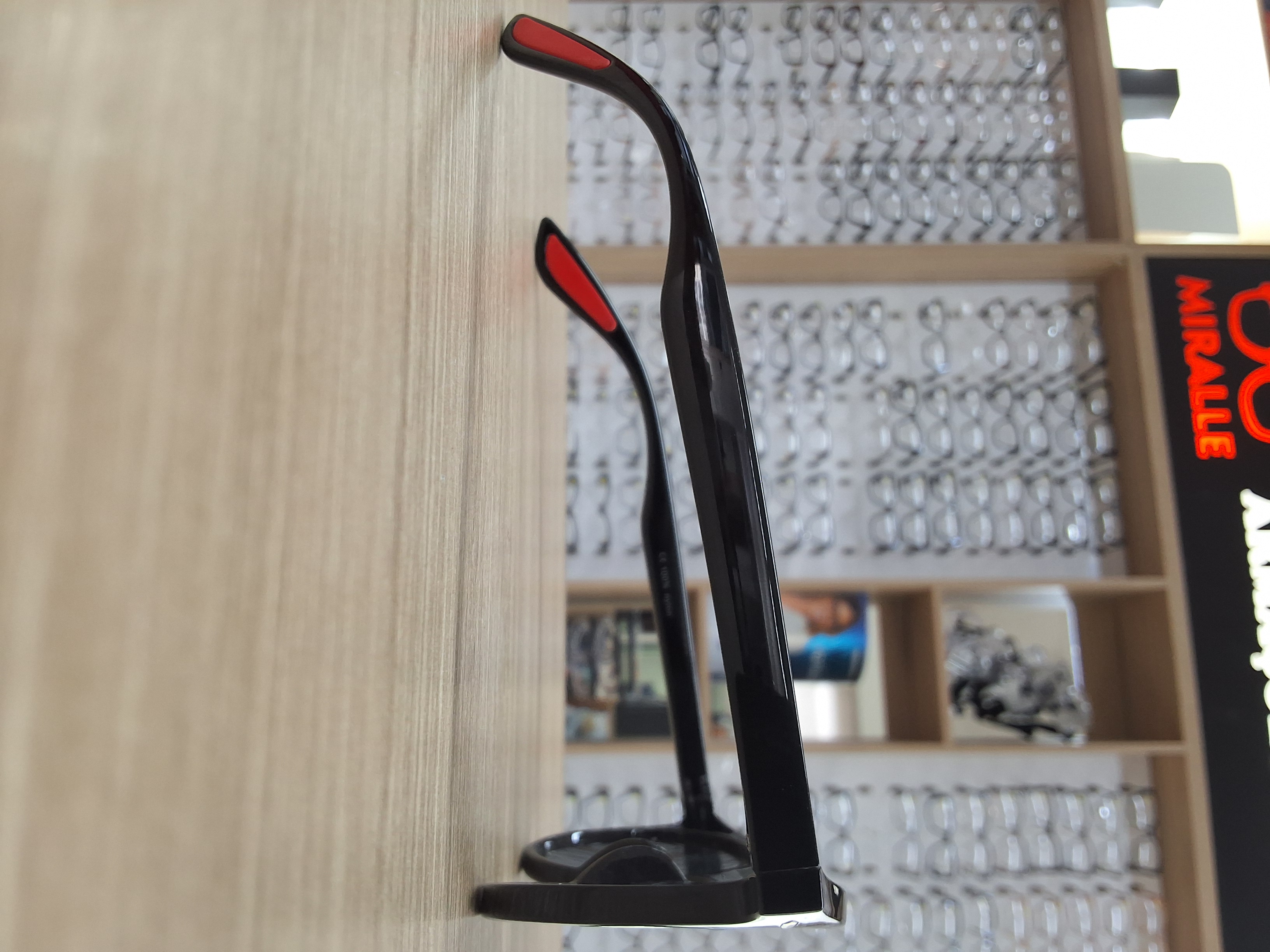 Óculos Solar Feminino Fiorenza Milano Black Redondo UV400 — foto 2 — Óculos Atacado Optico