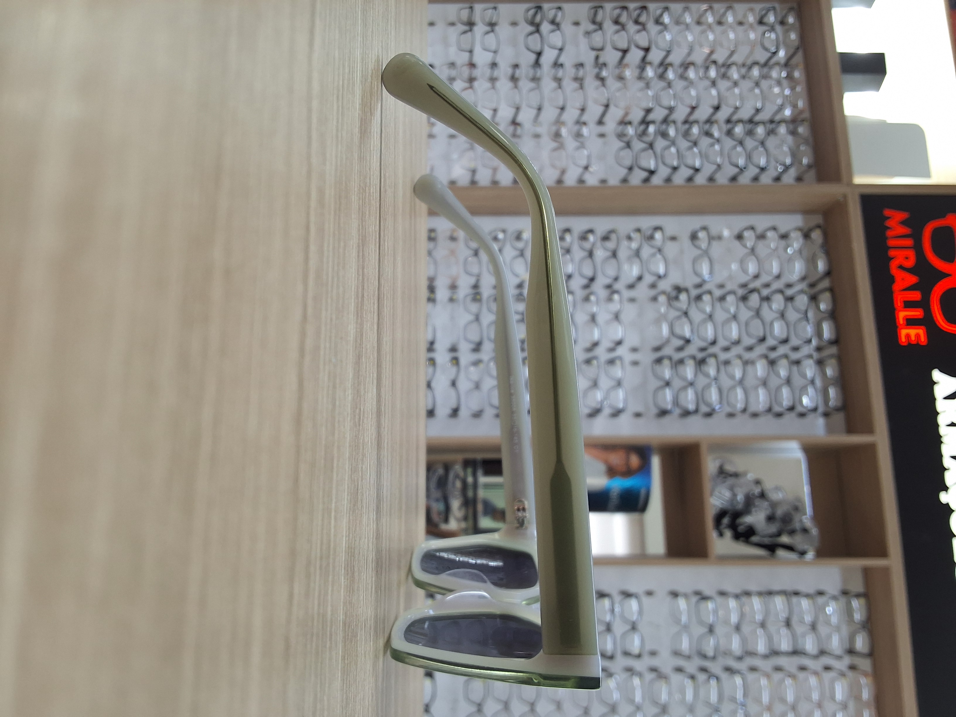 Óculos Solar Feminino Miralle Olive Cat Polarized — foto 2 — Óculos Atacado Optico