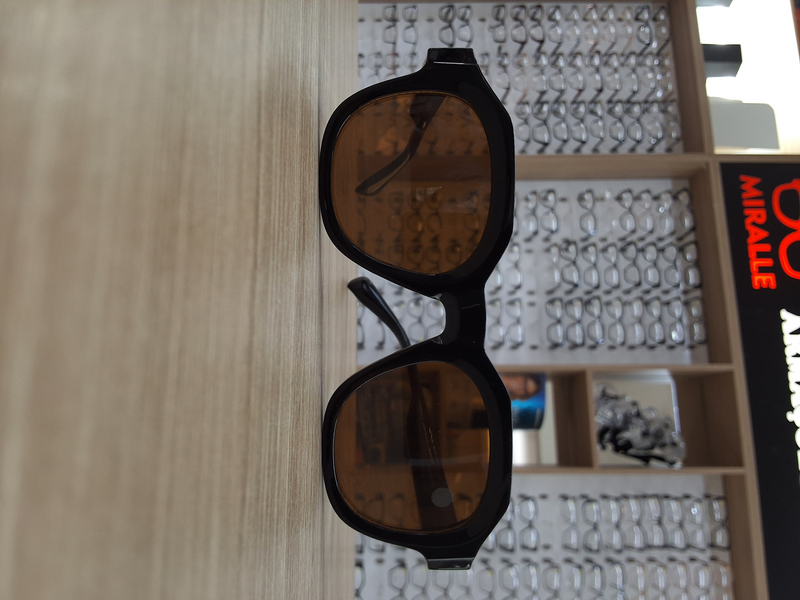 Óculos Solar Fiorenza Monaco Brown Clássico UV400 — Óculos Atacado Optico