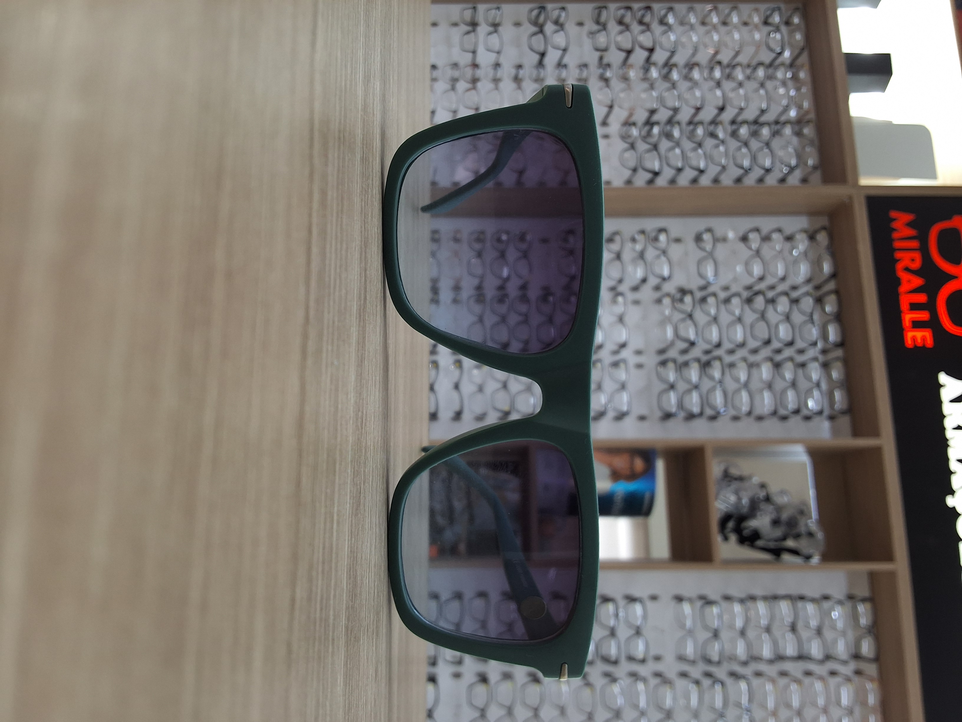 Óculos Solar Fiorenza Everest Green Fosco UV400 — Óculos Atacado Optico
