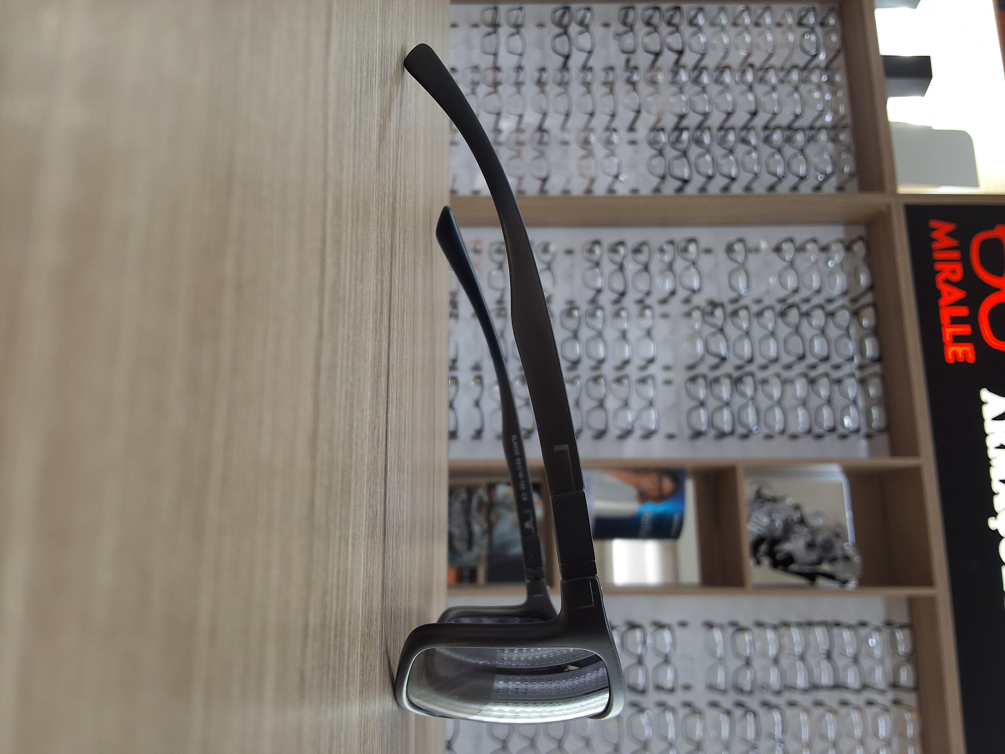 Óculos Solar Fiorenza Titan Black Esportivo UV400 — foto 2 — Óculos Atacado Optico